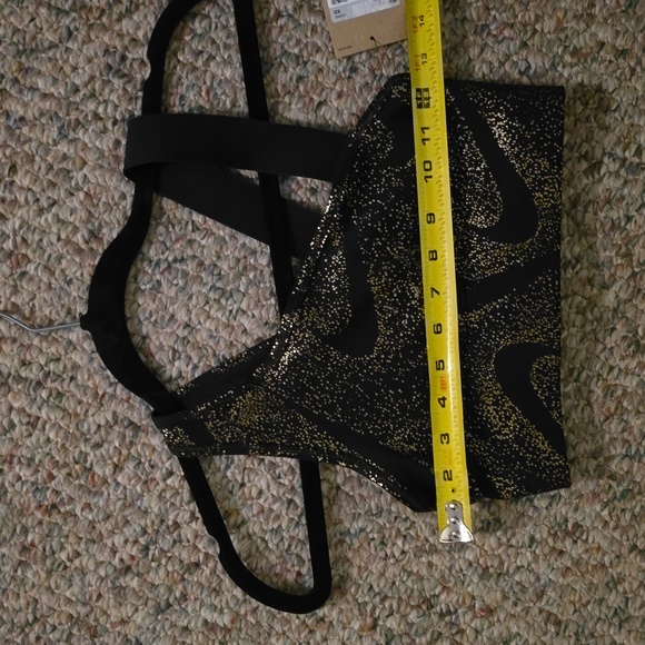 NIKE SIGNATURE  WOMEN'S BLACK & GOLD ATHLETIC TANK TOP SIZE EXTRA SMALL XS - Picture 10 of 14